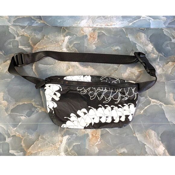 ALOHA Collection Handbags - Aloha Collection Mini Hip Pack - Tyvek coated - Dry/Wet - NEW